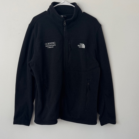 The North Face Black Full-Zip Fleece Jacket - Picture 1 of 3